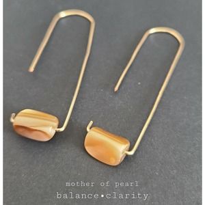 Mother Of Pearl Women Dangle Earrings Chakra Healing Crystal